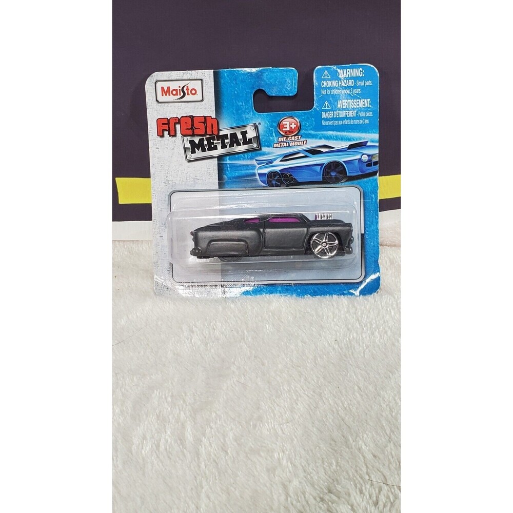 Maisto Fresh Metal Die-Cast Vehicles Leadfoot Slammed Rat Hot Rod Grey